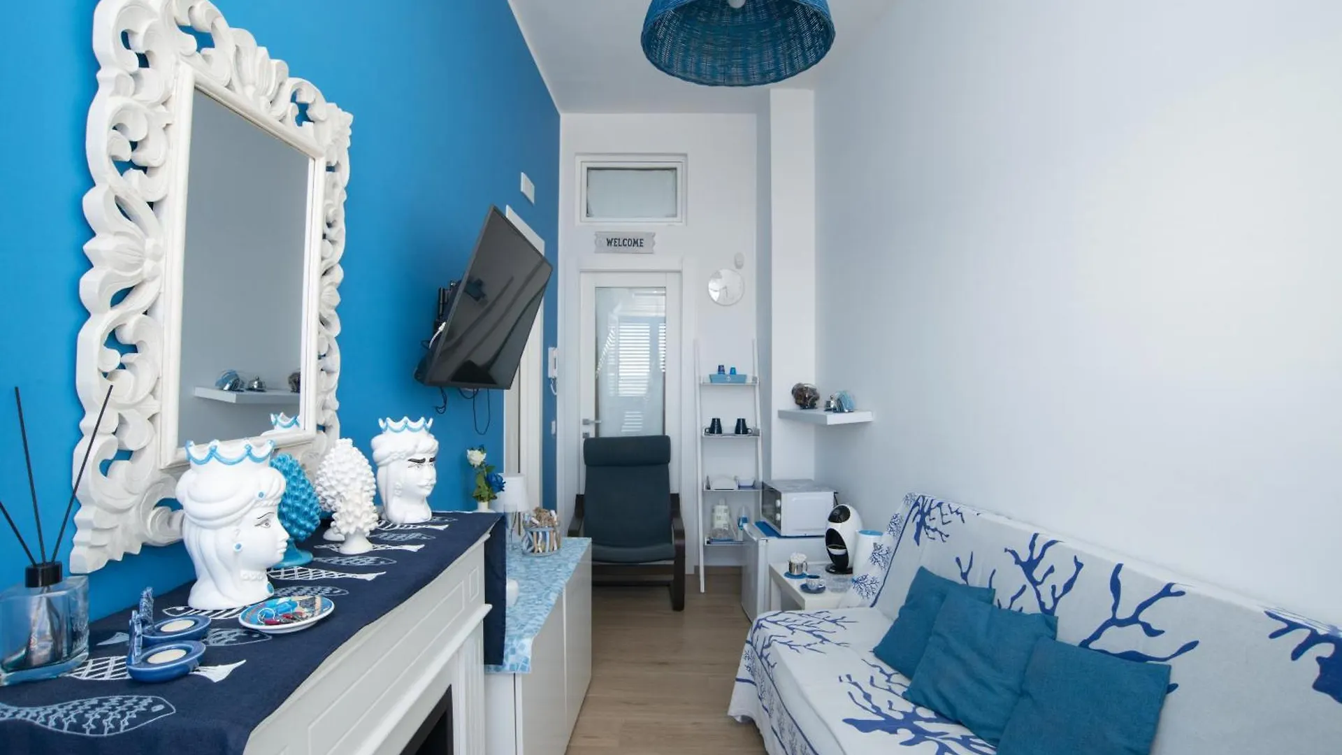 Blue Velvet Hotel Punta Secca 0*,  Italy