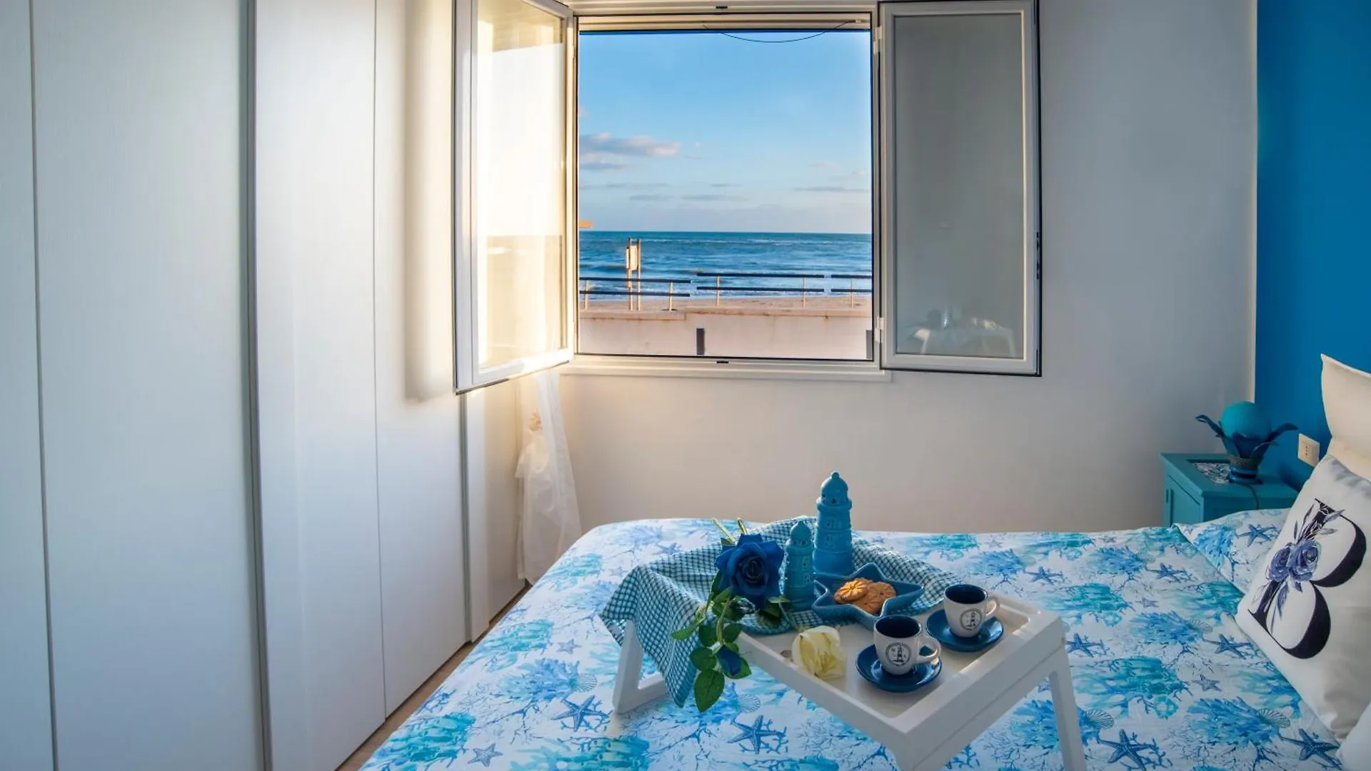 Blue Velvet Hotel Punta Secca Italy